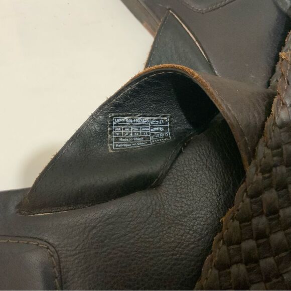 UGG Brown Braided Leather slide Sandals. Size 9/42 UGG 1007523 main image 5